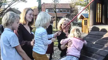 Die Waldorfinitiative Morgenstern hat die Räume der ehemaligen Grundschule in Ströhe bezogen und dort Krippen- und Kindergartenplätze eingerichtet.