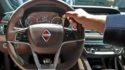 Der Verkaufstermin steht noch nicht fest. Eine Probefahrt können Borgward-Interessierte aber schon jetzt online anfragen.