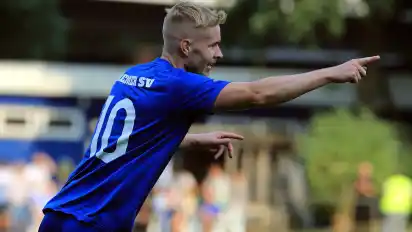 Danny Radke, hier noch im Trikot des Bremer SV, knipst nach einem erfolglosen Abstecher nach Thailand jetzt wieder für den OSC Bremerhaven.