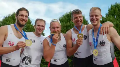Nils Hülsmeier vom Bremer Sport-Club (rechts) ist dieses Jahr Teamkapitän.