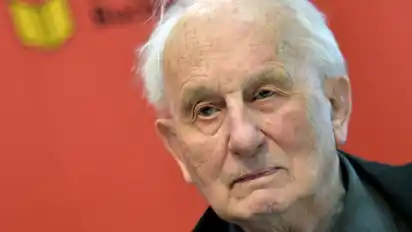 Der deutsche Dramatiker Rolf Hochhuth, aufgenommen auf der Buchmesse 2016.