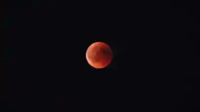 Auch über Schwanewede leuchtete der Mond blutrot.