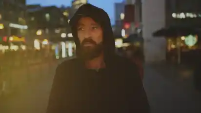 Gentleman, 2. Oktober 2020, Pier 2 Reggae-Musiker Gentleman hat für das Frühjahr ein neues Album angekündigt. Im Herbst wird der gebürtige Osnabrücker dann auf Tour gehen und auch in Bremen ein Konzert geben.