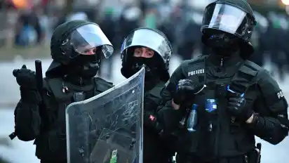 Auch Beamte aus Bremen und Bremerhaven sind bei den Krawallen in Hamburg verletzt worden.