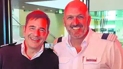 Tui-Cruises-General-Manager Thomas Eder (links) und Cruise Director Stephan Zimmermann.