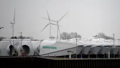 Teile von Senvion-Windanlagen warten auf den Einsatz. In zwei Wochen will der Senvion-Vorstand sagen, was er von dem Alternativ-Konzept hält, mit dem möglichst viele Mitarbeiter ihre Jobs behalten sollen.