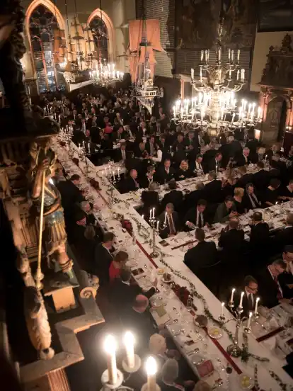 Das Bremer Rathaus im November 2016: Dort war beim traditionsreichen Rolandessen vom Industrie-Club Bremen die Welt noch in Ordnung – keine Spur von Unzufriedenheit unter den mehr als 300 Gästen.