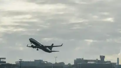 Zum dritten Mal in Folge gehen die Passagierzahlen am Bremer Flughafen zurück.