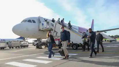 An Bord ist Maskentragen Pflicht. Ausnahmen gibt es nur, wenn der Passagier ein Attest vorweisen kann.
