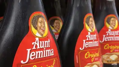 Die Sirupflaschen von „Aunt Jemima“ vom US-Lebensmittelgigant Pepsi bekommt nach 130 Jahren einen neuen Anstrich.