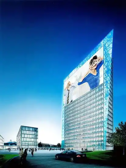 Die Grafik zeigt, wie sich die Verdener ihre Technik im Einsatz vorstellen: Der Bremer Weser Tower könnte mithilfe von L