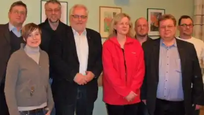 Der SPD-Vorstand: (von links) Michael Buggisch, Sara Dahnken, Klaus Sager, Winfried Brumma, Rosemarie Kovac, André Taubert, Stefan Markus und Torsten Wiedau.