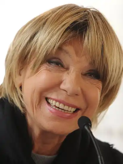 70 Jahre alt, immer noch auf der Bühne aktiv sowie ehrenamtlich für die Aids-Hilfe engagiert: Judy Winter.