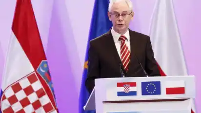 EU-Ratspräsident Herman Van Rompuy sprach von einem «historischen Tag» für Kroatien und die EU. Foto: Bruno Fahy