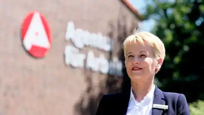 Karin Kayser, Geschäftsstellenleiterin der Arbeitsagentur Delmenhorst, erhofft sich von dem neugestarteten Pilotprojekt eine bessere Integration von Migranten in den ersten Arbeitsmarkt.