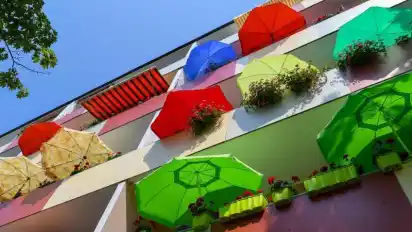 In der Corona-Krise sind Reisen nicht erlaubt. Ein eigener Balkon oder Garten sind derzeit Gold wert.