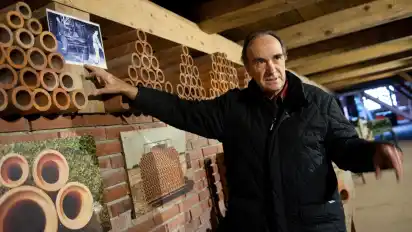Kristian Scholz ist Vorsitzender des Ziegeleivereins Jemgum. Im Jemgumer Ortsteil Midlum erinnert der Verein in einem Museum an die lange Tradition des Ziegelbrennens im Rheiderland.