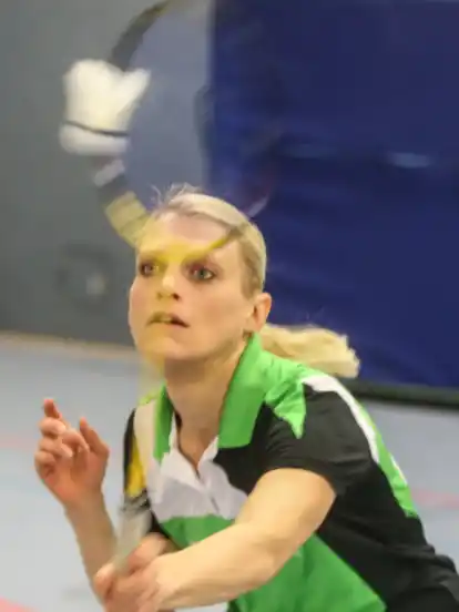 Nicole Wohlert entschied ihr Einzel und Doppel für sich und trug so zum 5:3 der SAV gegen die SG Arbergen-Mahndorf bei.