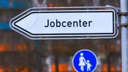 In 1859 Ermittlungsverfahren der Staatsanwaltschaft war das Jobcenter Bremen seit 2020 Geschädigter.