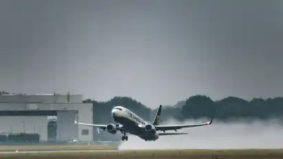 Der Bremer Flughafen hat erneut Passagiere verloren.