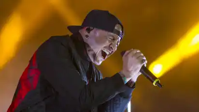 Chester Bennington sprach in der Vergangenheit offen über Depressionen und Suchtprobleme. Am Ende hat er den Kampf gegen die Depression verloren.