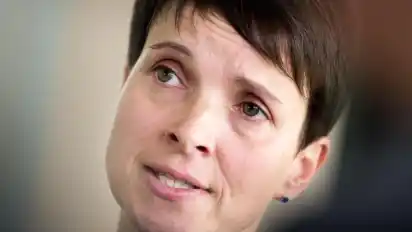 Frauke Petry am Dienstag bei einer Pressekonferenz in Dresden. Foto: Monika Skolimowska