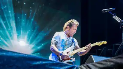 Gut drauf: Peter Maffay rockt die Bühne.
