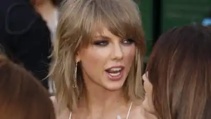 Taylor Swift auf dem Weg zu den Billboard Awards. Foto: Jimmy Morris