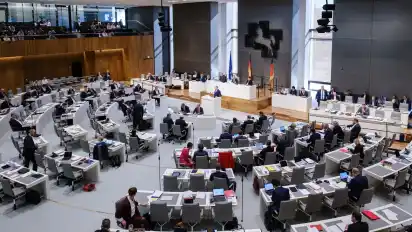 Niedersachsens Landeswahlleiterin Ulrike Sachs fordert zwingend den Neuzuschnitt einiger Landtagswahlkreise.