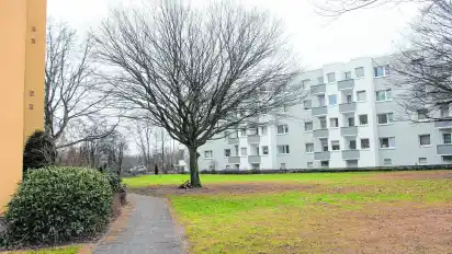 Auf dieser Fläche an der Winsener Straße plant die Gewoba den Neubau eines von drei Wohnhäusern in der Gartenstadt Vahr.
