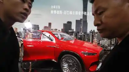 Der bisher europaweit mit Abstand größte Deal in diesem Jahr war der Einstieg des Autobauers Geely bei Daimler. Foto: Ng Han Guan, AP