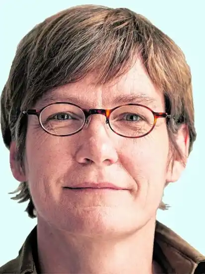 Gundel Elke Kommentarkopf
