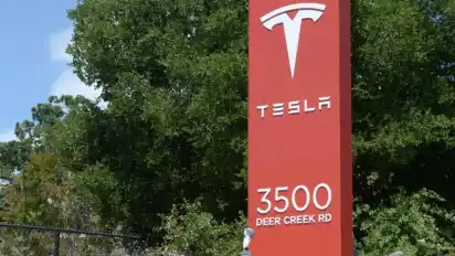 Tesla stehe kurz davor, «nachhaltig profitabel» zu werden, bekräftigte der schillernde Tech-Milliardär. Foto: Andrej Sokolow