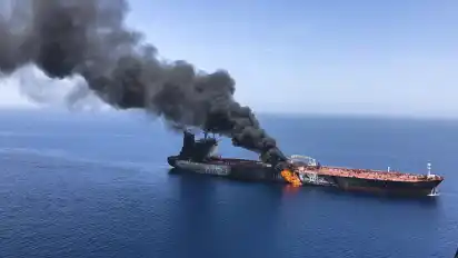 Inmitten der Spannungen mit dem Iran ist es nahe der Küste des Landes zu schweren Zwischenfällen mit Handelsschiffen von Reedereien aus Deutschland und Norwegen gekommen.