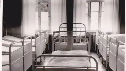 Damaliges Zimmer der Rotenburger Anstalten. Die Einrichtung, die sich heute Rotenburger Werke nennt, arbeitet ihre dunkle Vergangenheit derzeit mit Hilfe von zwei Wissenschaftlerinnen und zwei Historikern auf.