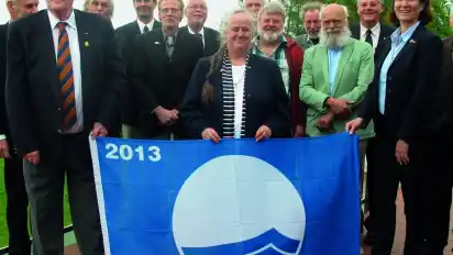 Der Wassersport-Verein Hemelingen ist stolz: Bereits zum 16. Mal in Folge erhielt er die Auszeichnung und darf damit auch weiterhin die blaue Flagge hissen.