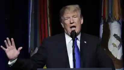 Donald Trump während einer Rede am Donnerstag im Pentagon. Foto: Evan Vucci/AP