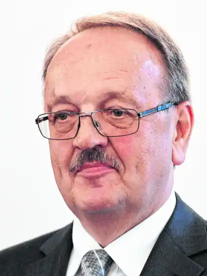 Eine Expertenkommission unter Vorsitz von Herbert Landau soll die Vorgänge im Fall al-Bakr untersuchen.