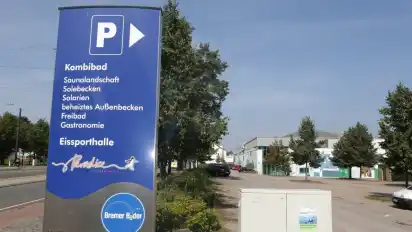 Wer zur Eissporthalle "Paradice" möchte, der sollte den Weg schon sehr genau kennen, denn Ausschilderungen wie diese hier sind Mangelware in Bremen.