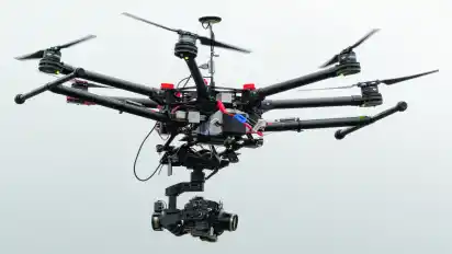 Eine Drohne ersetzte in der Arktis den Helikopter.