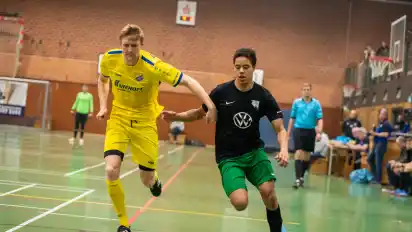 Bis ins Halbfinale stürmte der SV Heiligenfelde um Björn Isensee (r.). Am Ende wurde der SVH Dritter.