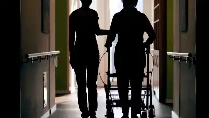 Träger und Pflegekassen haben in Bremen keine Einigung zur Finanzierung der ambulanten Altenpflege erzielt.