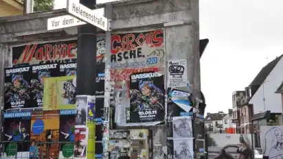 Die Helenenstraße dient seit dem 19. Jahrhundert der Prostitution. Seit einigen Jahren wohnen dort auch normale Mieter.