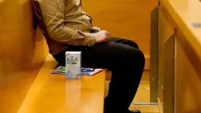 Der Angeklagte legte im Prozess kein Geständnis ab. Trotzdem zweifelt das Gericht offenbar nicht an seiner Schuld.