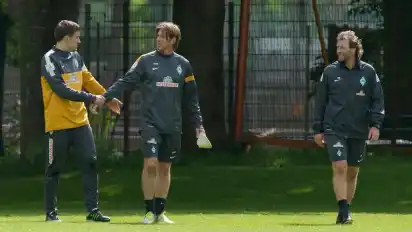 Nicht nur für Sokratis (links) ein Abschied: Auch Michael Kraft (Mitte) und Wolfgang Rolff verlassen den Verein.