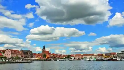 Waren ist das erste offizielle Heilbad an der Mecklenburgischen Seenplatte – und setzt nach Millioneninvestitionen auf jede Menge Gäste.