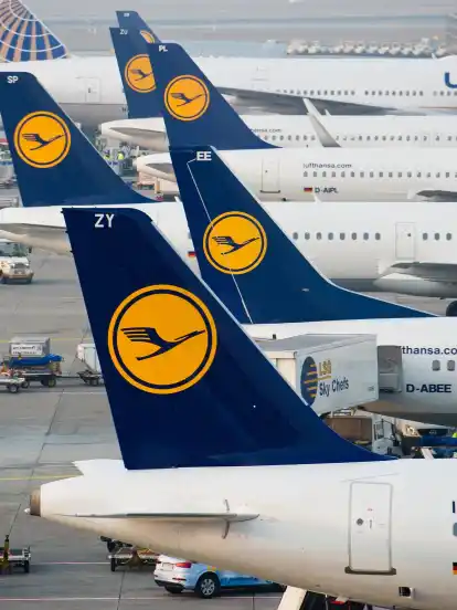 Weil eine Pilotin die Lufthansa-Mindestgröße von 1,65 Metern nicht erfüllt, ist sie vor das Bundesarbeitsgericht gegangen.