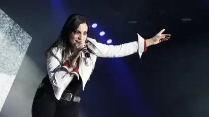 Stefanie Kloß spielt mit Silbermond am 26. Februar in der Worpsweder Music Hall, das Konzert ist ausverkauft. Am 3. Juni ist die Band im Bremer Pier 2 noch einmal zu sehen.