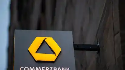 Gemeinsam mit der Online-Tochter Comdirect will die Commerzbank verstärkt auf digitale Angebote setzen. Foto: Daniel Karmann/dpa