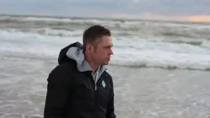 Auf Facebook teilt Laatz viele Momente aus seinem Leben – wie hier einen Strandbesuch.